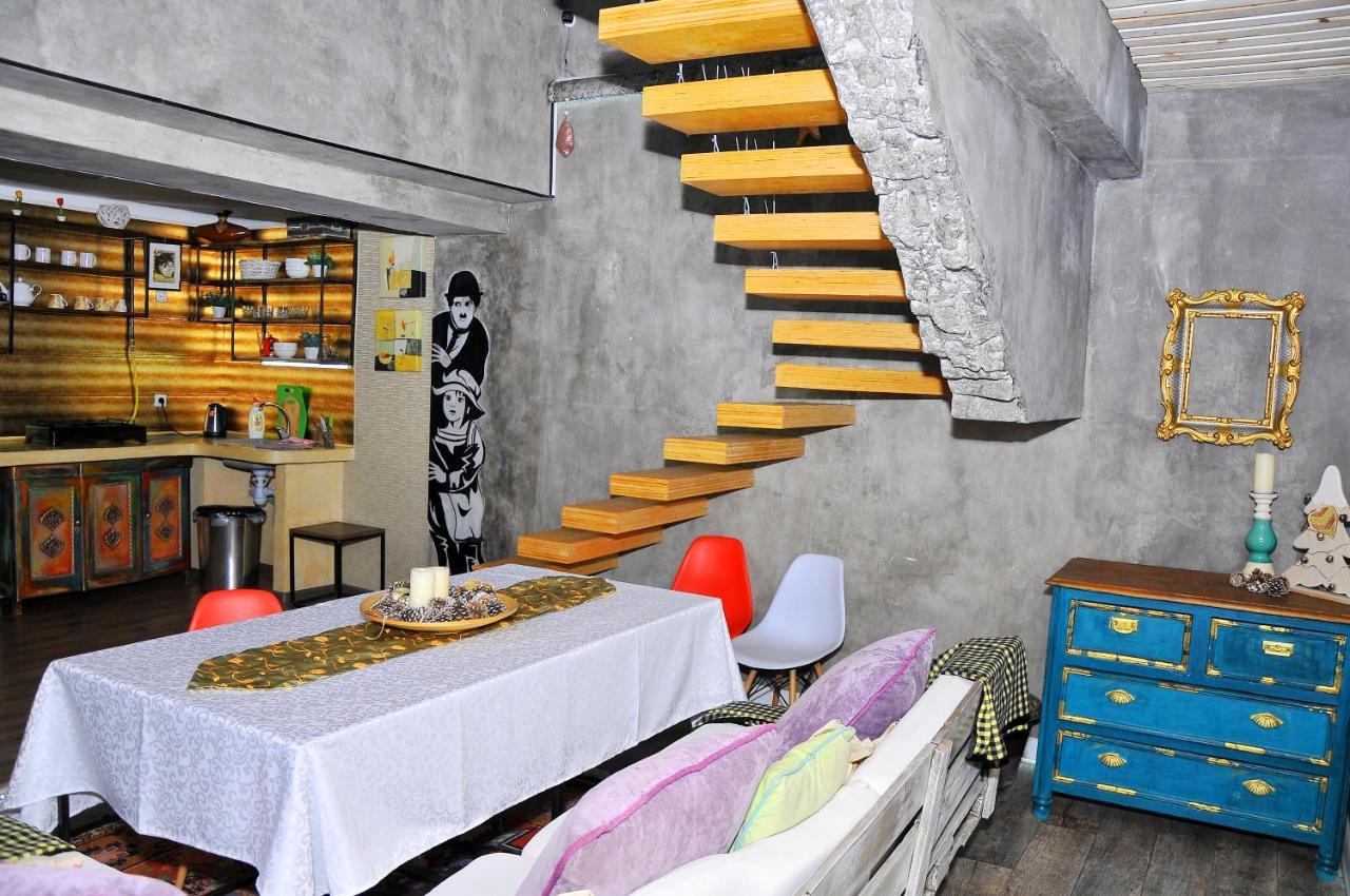 Art House Sweet Home Shymkent Exterior foto