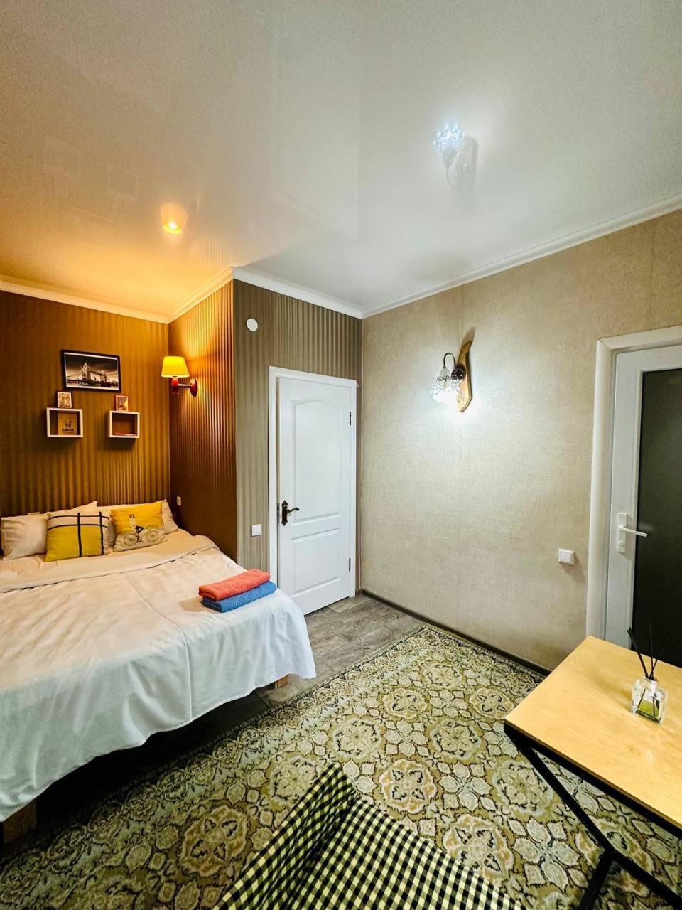 Art House Sweet Home Shymkent Exterior foto