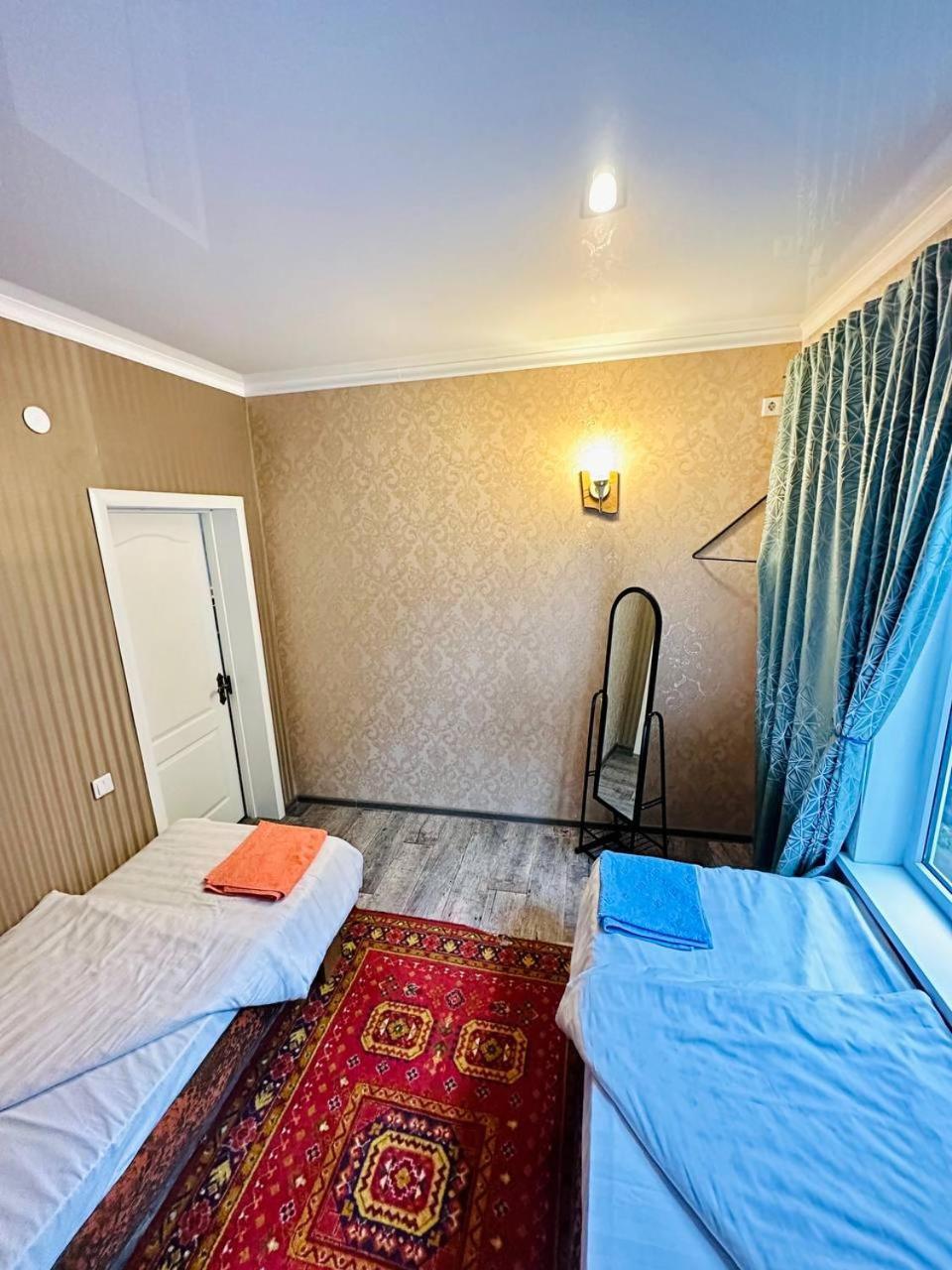 Art House Sweet Home Shymkent Exterior foto